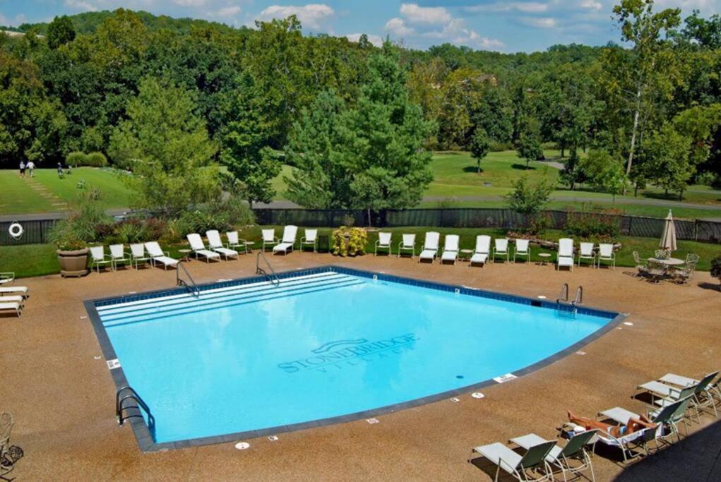 Couples Retreat Overlooking Golf Course